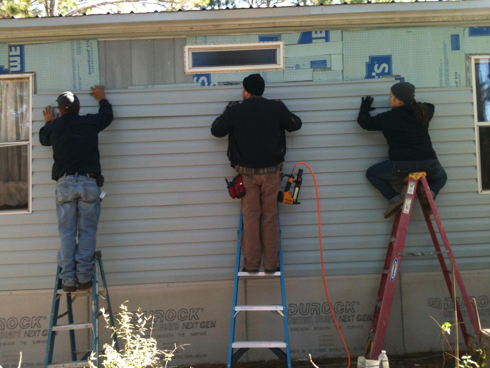 856857_10151806058770958_1202592582_o