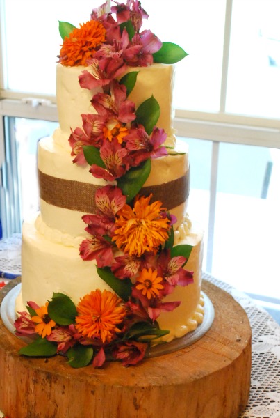 wedding cake orange flowers
